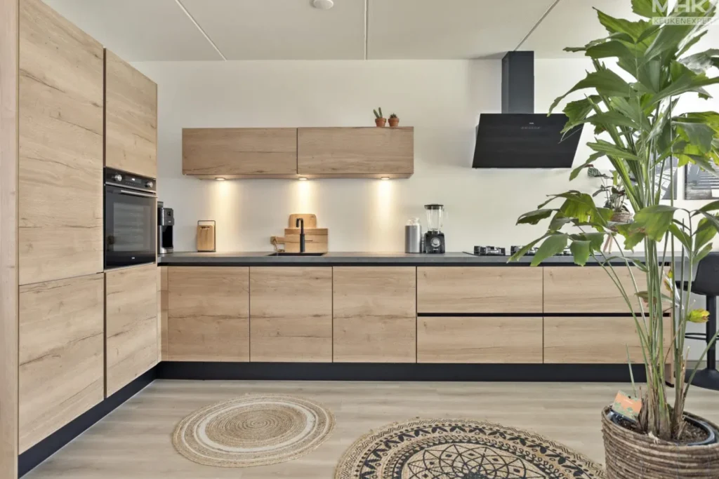 03_Keuken_Hout_deVries-1600×1067-1-e1658144561285